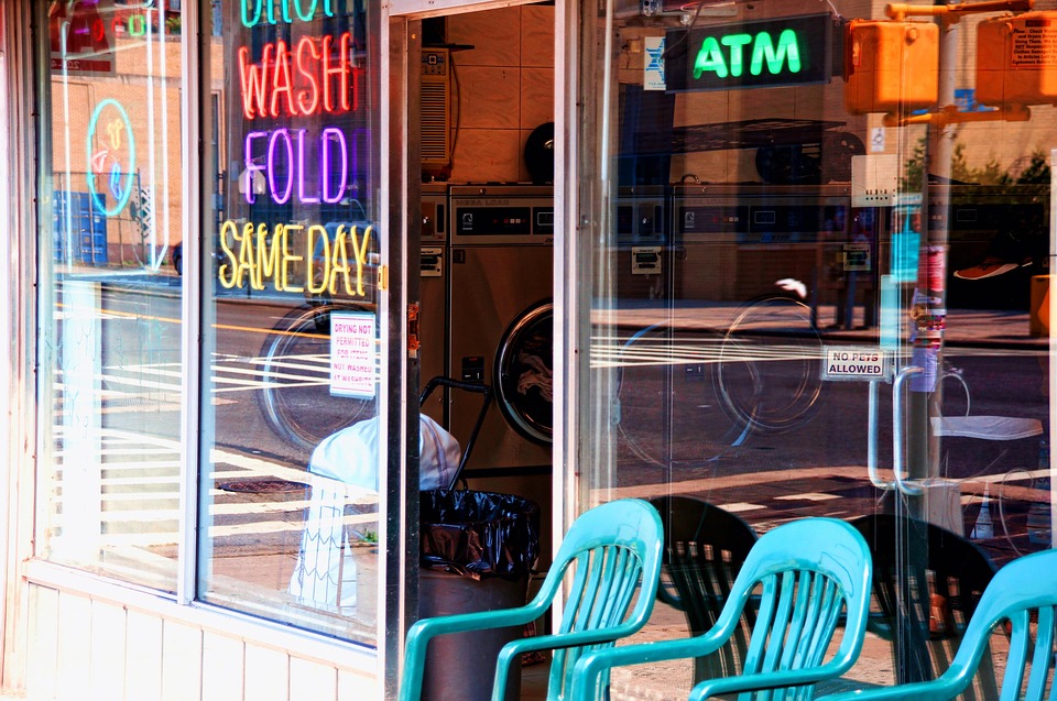 Cashless Laundry Tech for Contactless Laundry Experiences